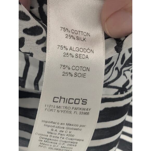 Chico’s Kimono in Black/White print Cotton-Silk Blend, Size 1 (Medium 8) Glam - Picture 5 of 5